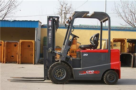 重型叉车租赁如何规避法律风险